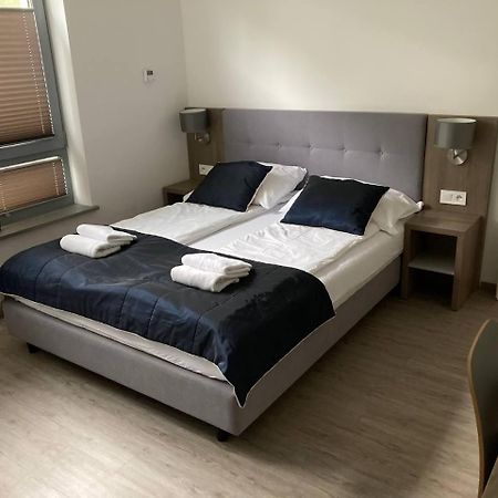 Apartment Gloria ポビエロボ エクステリア 写真